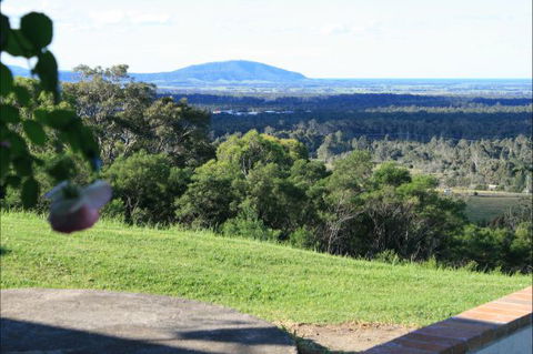 BTU Cottage Nowra Hill - Accommodation Main Beach 7