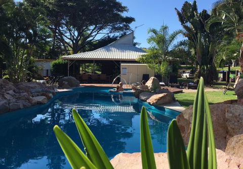 Bush Oasis Caravan Park - Accommodation Main Beach 2