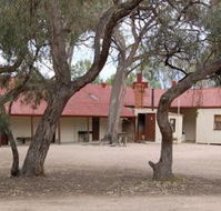 Chowilla Station Shearer's Quarters Accommodation - Accommodation Main Beach