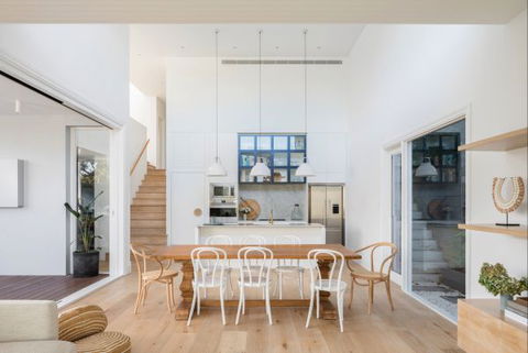 Clovelly Pavillion - Accommodation Main Beach 0