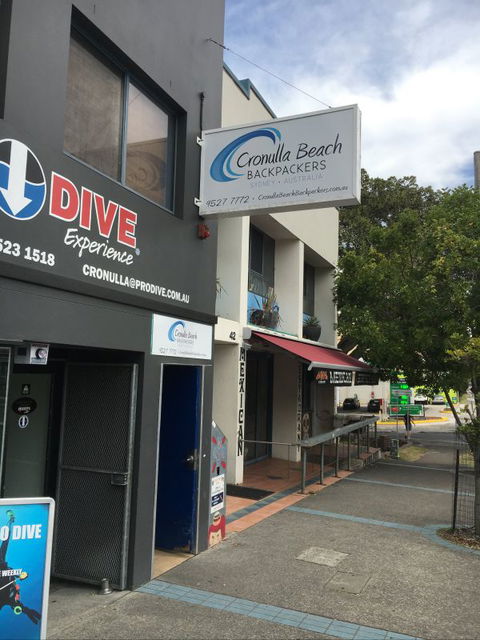 Cronulla Beach Backpackers - Accommodation Main Beach 0