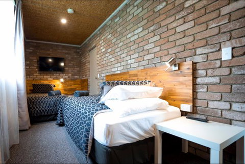 Farnham Court Motel - Accommodation Main Beach 5