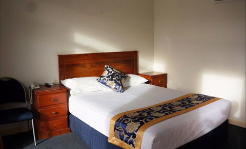 Jacksons Motor Inn - Accommodation Main Beach 9