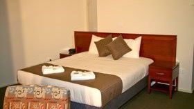 Jacksons Motor Inn - Accommodation Main Beach 10