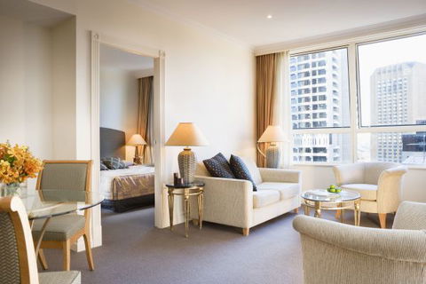 Mantra 2 Bond Street - Accommodation Main Beach 7