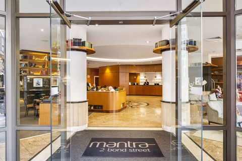 Mantra 2 Bond Street - Accommodation Main Beach 8