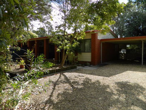 Melaleuca Grove Holiday Units & Motor Inn - Accommodation Main Beach 5