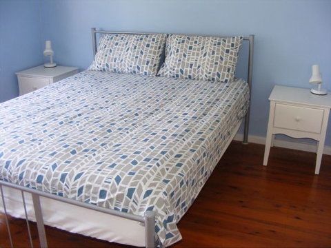 Mountain View - Accommodation Main Beach 4