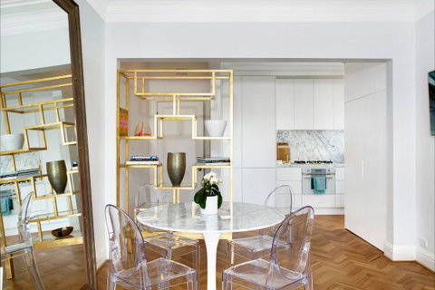 New Beach Apartment - Accommodation Main Beach 4