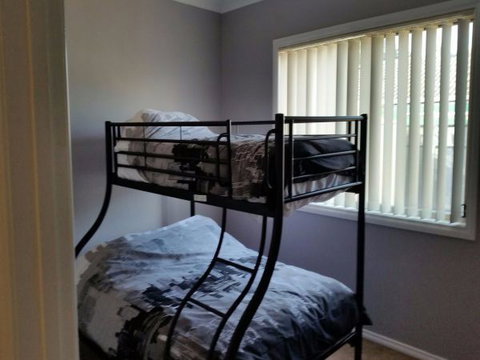 Numurkah Self Contained Apartments - Accommodation Main Beach 3