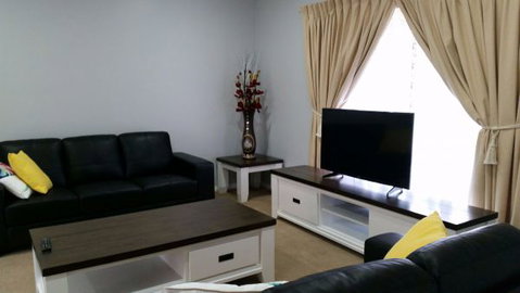 Numurkah Self Contained Apartments - Accommodation Main Beach 4