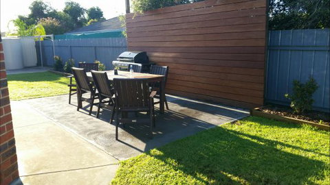 Numurkah Self Contained Apartments - Accommodation Main Beach 7
