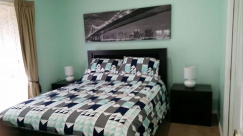 Numurkah Apartments - The Miekleljohn - Accommodation Main Beach 5
