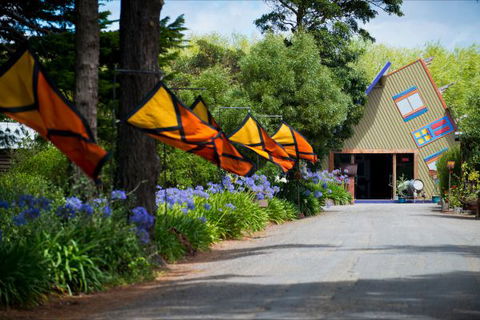 Oakdene Vineyards Guesthouse - Accommodation Main Beach 6