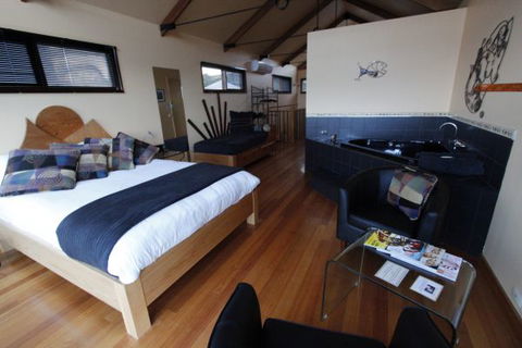 Ocean Inlet - Accommodation Main Beach 2