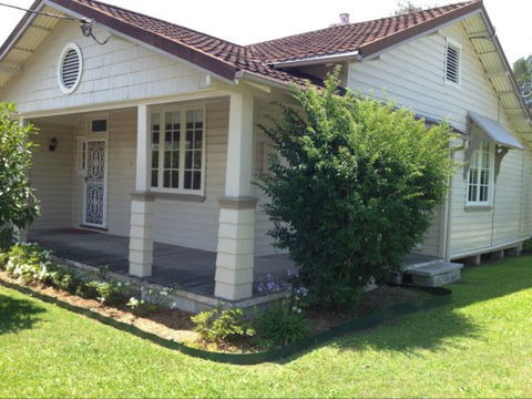 Paterson House - Accommodation Main Beach 0