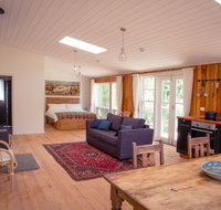 Sandalwood Shearing Shed - Accommodation Main Beach