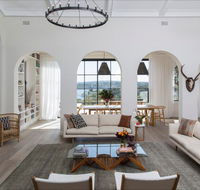Spanish Manor - Accommodation Main Beach