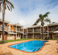The Royal Palms Resort - Accommodation Main Beach
