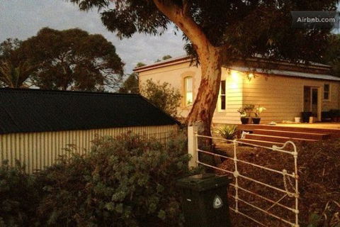The Schoolmaster's - Second Valley Accommodation - Accommodation Main Beach 0
