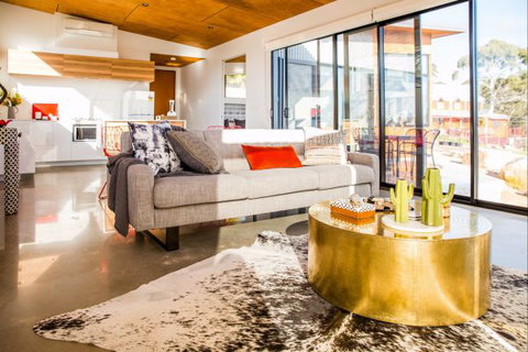 Vivere Retreat - Accommodation Main Beach 9