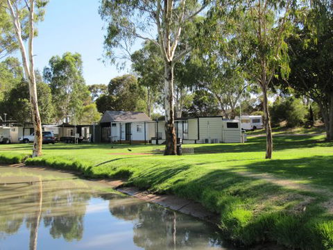 Westbrook Park - Accommodation Main Beach 3