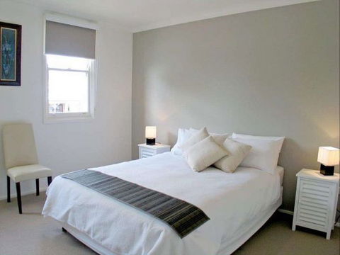 Wyuna 17 - Accommodation Main Beach 2