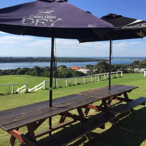 Augusta Hotel Motel - Accommodation Main Beach 2