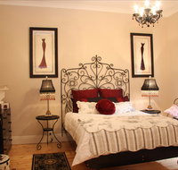 Azalea Cedar-Rose Villa - Accommodation Main Beach