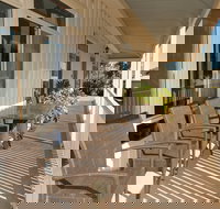 Black Jack Get-a-way - Magpies Nest