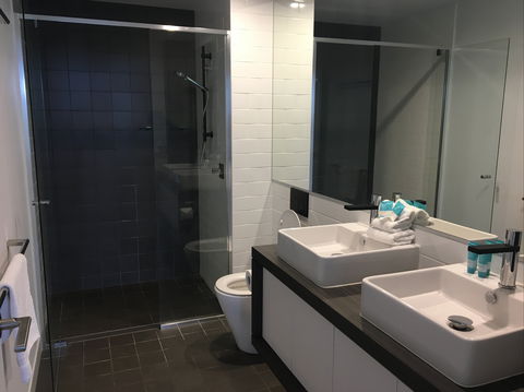 Boardwalk Resort - Accommodation Main Beach 8