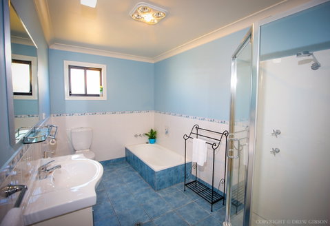 Dell-Lee Cottage - Accommodation Main Beach 5