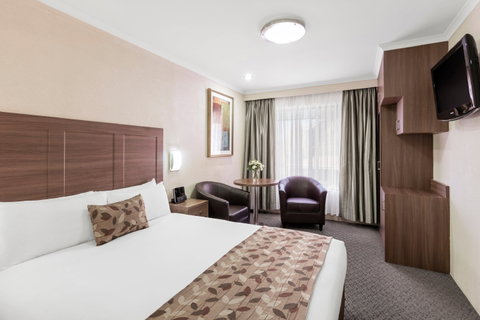 Garden City Hotel, BW Signature Collection - Accommodation Main Beach 0
