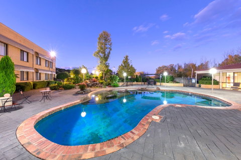 Garden City Hotel, BW Signature Collection - Accommodation Main Beach 2
