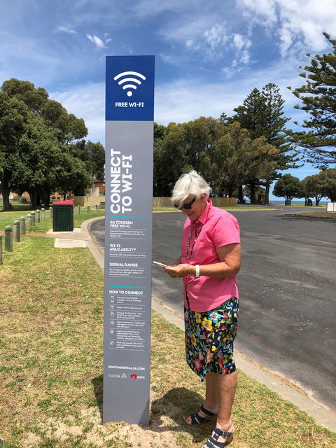 Kingston RV Park - Accommodation Main Beach 1