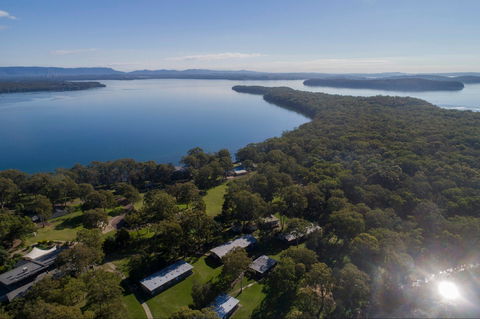 Point Wolstoncroft Sport And Recreation Centre - Accommodation Main Beach 0