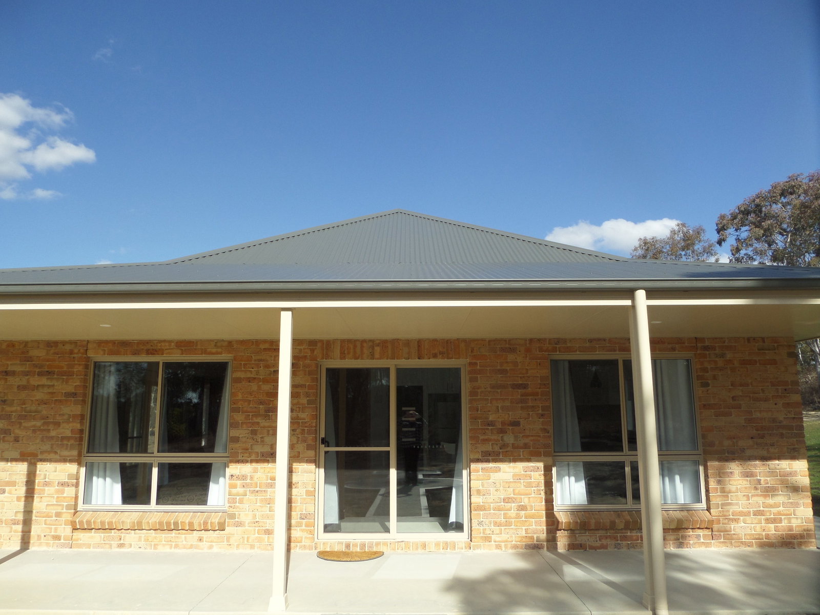 Portland NSW Accommodation Main Beach