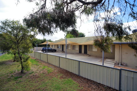 Shamore Apartments - Walnut Ave Mildura - Accommodation Main Beach 0