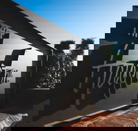 The Houston Wagga - Accommodation Main Beach