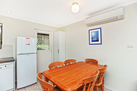 Unit 3, 5-/ Surf Avenue, Carrickalinga - Accommodation Main Beach 4