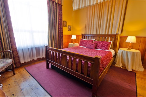 Abbey's Spa Cottage - Accommodation Main Beach 1