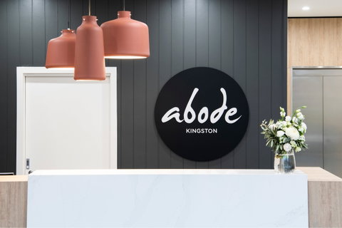 Abode Kingston - Accommodation Main Beach 0