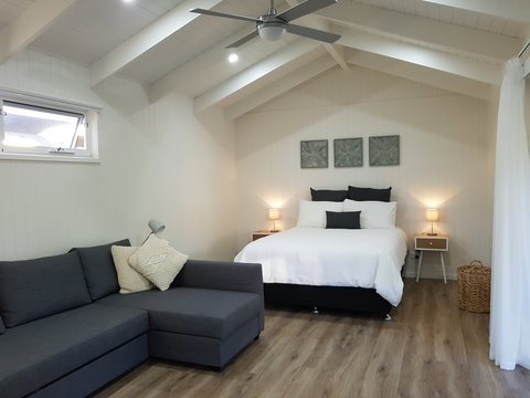 Alkira Garden Studios - Accommodation Main Beach 0