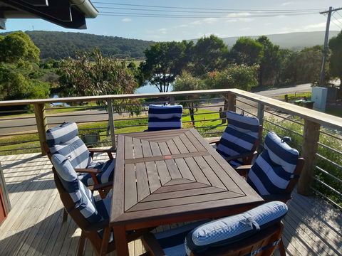 Butler's Bend Holiday Villa - Accommodation Main Beach 2
