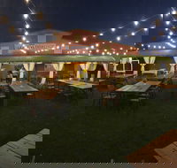 Clydesdale Motel and Steakhouse - Accommodation Main Beach