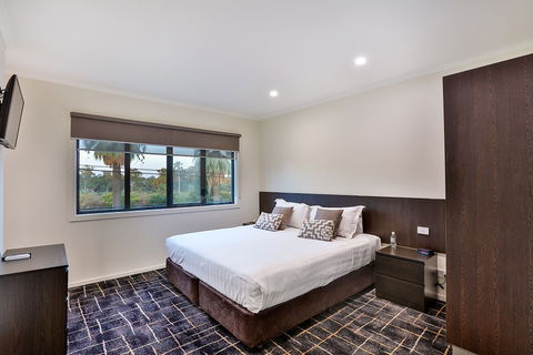 Commodore Motel Mildura - Accommodation Main Beach 1