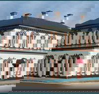 Heritage Guest House - Accommodation Main Beach