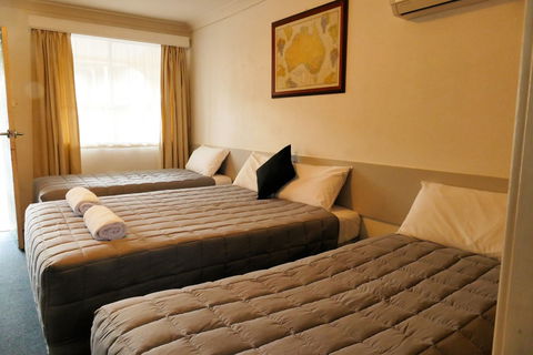 Hunter Valley Motel - Accommodation Main Beach 4