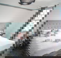 Oasis on Beamish Hotel - Accommodation Main Beach