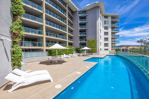 Pacific Suites Canberra - Accommodation Main Beach 0